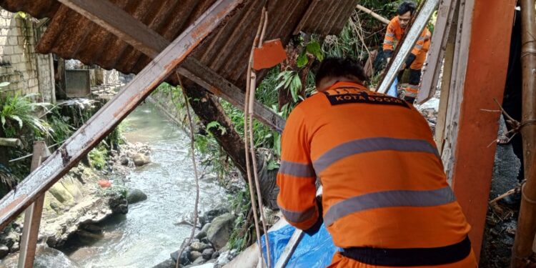 BPBD Catat 19 Bencana Terjadi di Kota Bogor Akibat Hujan Deras Kemarin, Didominasi Tanah Longsor hingga Tembok Ambruk