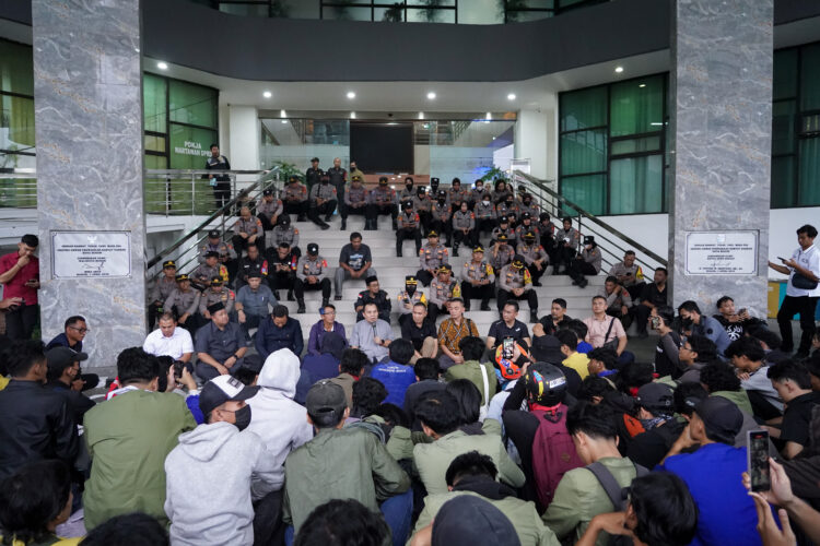 Terima Aksi Demonstrasi Mahasiswa  DPRD Kota Bogor Perjuangkan Aspirasi