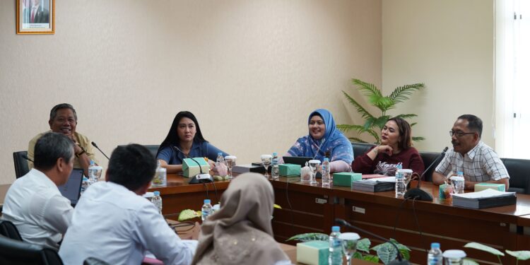 DPRD Komitmen Perhatikan Kesejahteraan dan Kebutuhan Tenaga Pendidik, Dorong Penambahan Anggaran di Sektor Pendidikan