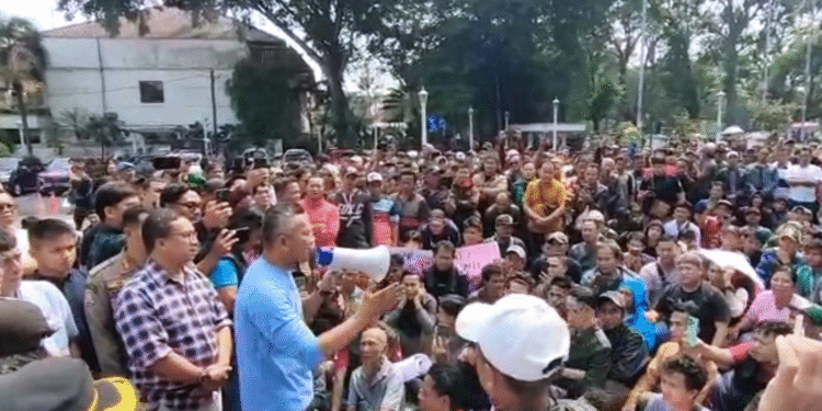 PKL Pasar Bogor Tolak Digusur! Gelar Demo, Pemkot Luluh Izinkan Jualan hingga Tahun 2026