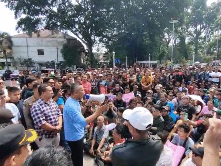 PKL Pasar Bogor Tolak Digusur! Gelar Demo, Pemkot Luluh Izinkan Jualan hingga Tahun 2026