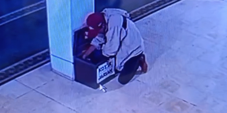 Astaghfirullah! Keropak Masjid di Pamoyanan Bogor Dibobol Maling, Aksi Pencurian Ini Sudah Ketiga Kali