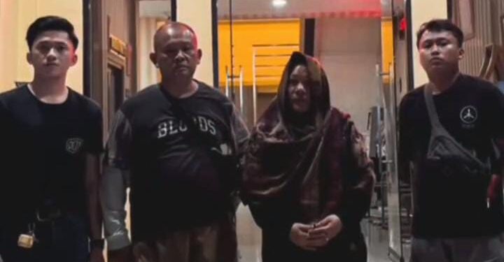 Polisi Bekuk Emak-emak Spesialis Pencurian Rumah Kosong Ditinggal Pemilik di Bogor