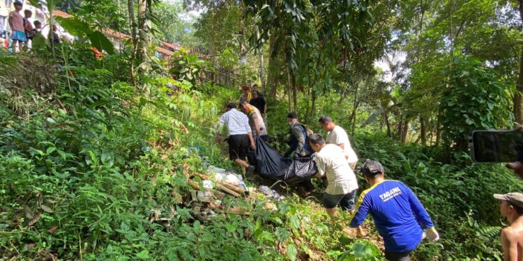Geger! Pria Tanpa Identitas Ditemukan Tewas Mengambang di Sungai Cisadane Bogor