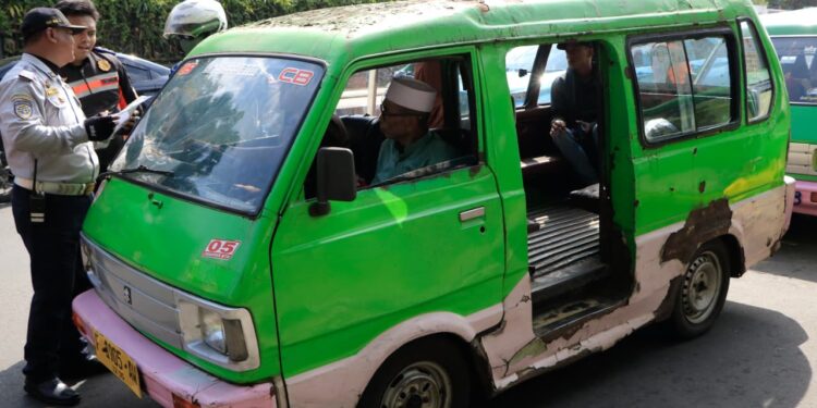 Catat! Dua Kali Melanggar, Angkot di Kota Bogor Bakal Dikandangin: Razia Dilakukan Setiap Hari