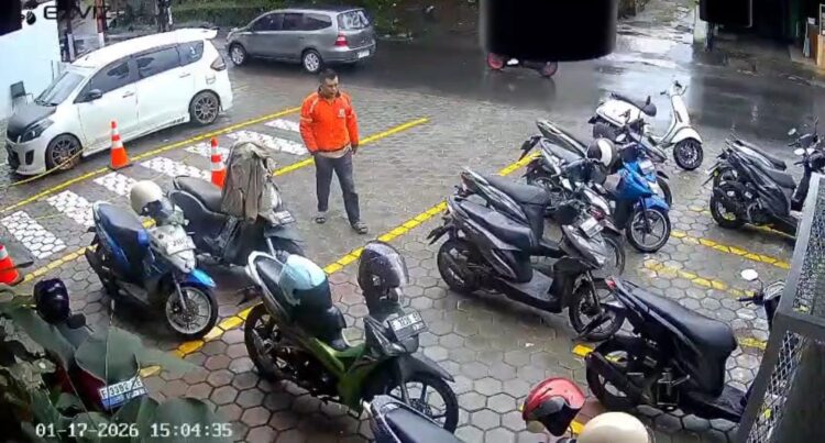 Apes! Belum Sebulan Kerja, Karyawan Restoran Cepat Saji di Bogor Kehilangan Motornya