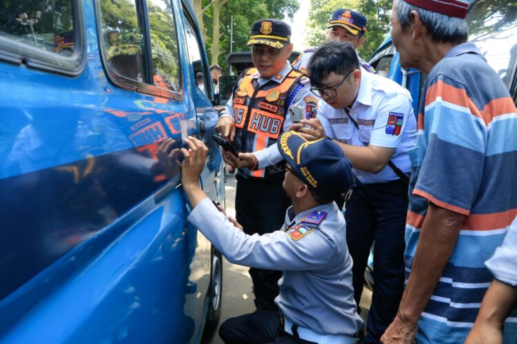 Operasi Gabungan Dishub dan Satlantas di Kota Bogor: Tertibkan AKDP Trayek Cisarua-Bogor, 7 Kendaraan Dikandangkan
