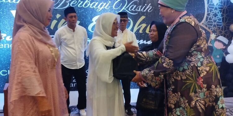 Ramadhan Berbagi Kasih, Perguruan MK Al Mukarramah Santuni Yatim dan Dhuafa