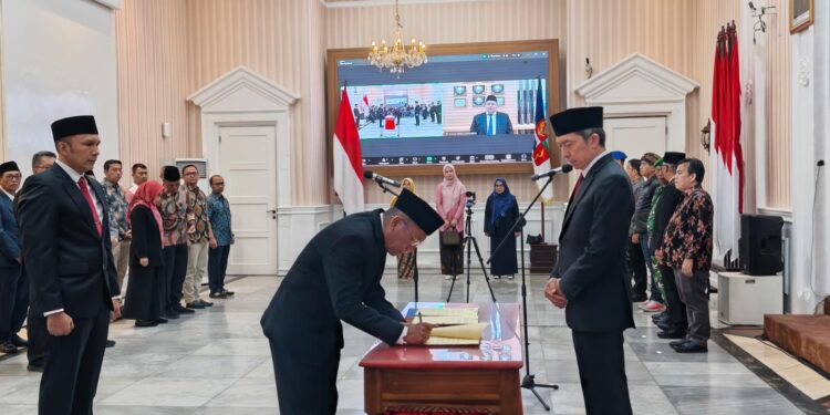 2 Direktur Perumda Tirta Pakuan Kota Bogor Dilantik, 1 Kursi Masih Kosong