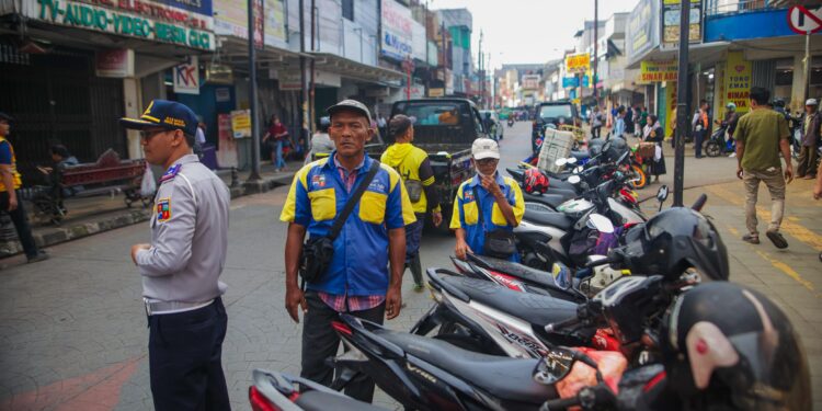 Parkir Dipindah ke Kanan, Lalu Lintas Suryakencana Bogor Lebih Lancar