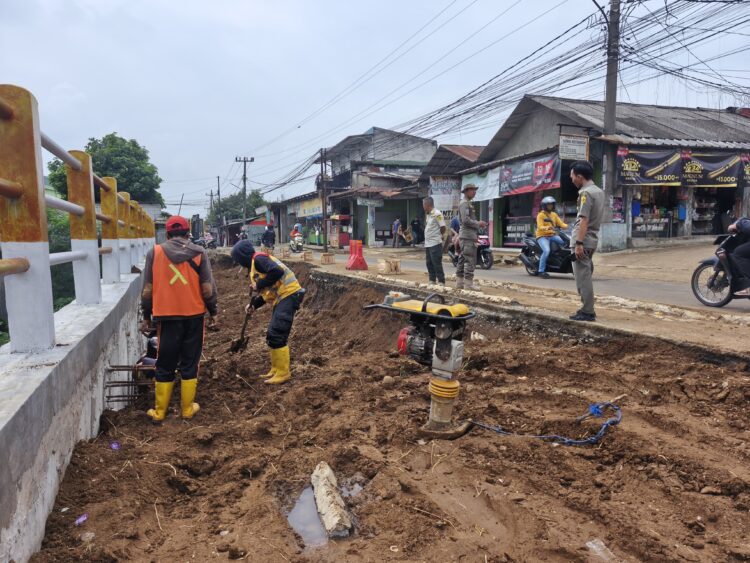 Setelah Sempat Lumpuh, Ruas Jalan Cikampak-Gunung Bunder Segera Normal Lagi