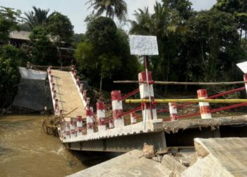 Jaro Ade Pastikan Jembatan Ambruk di Rumpin Segera Ditangani, Akses Warga jadi Prioritas