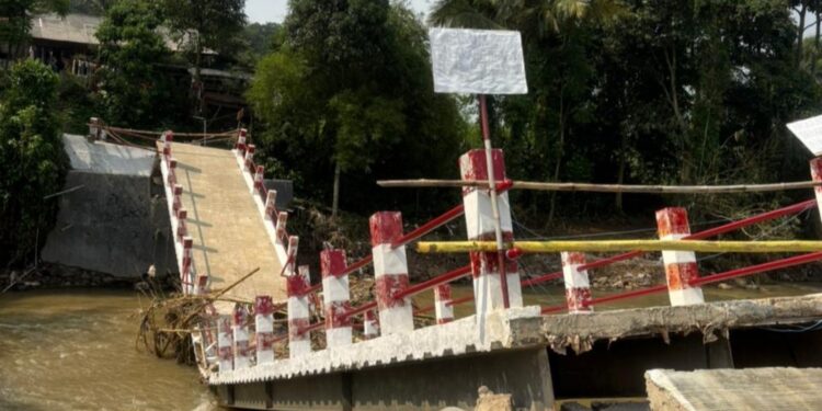 Jaro Ade Pastikan Jembatan Ambruk di Rumpin Segera Ditangani, Akses Warga jadi Prioritas
