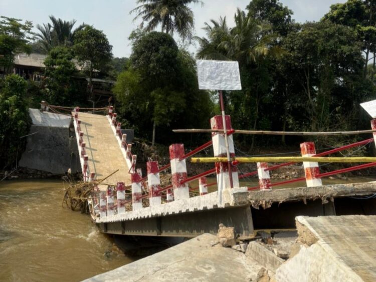 Jaro Ade Pastikan Jembatan Ambruk di Rumpin Segera Ditangani, Akses Warga jadi Prioritas