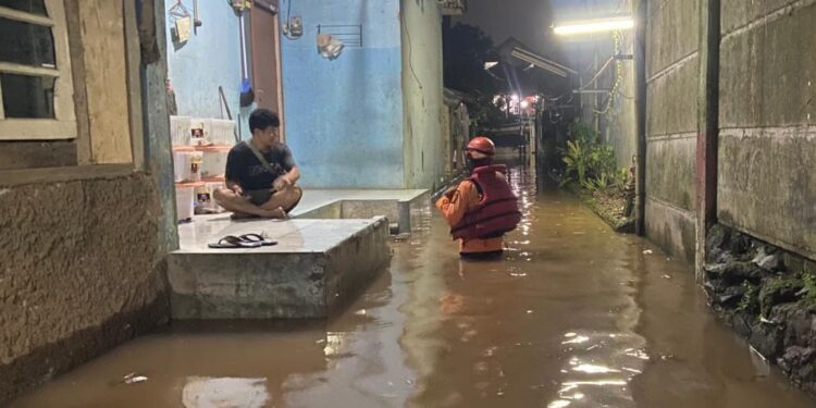 Banjir Rendam Kampung Kebon Kopi Bogor, 52 Rumah dan 168 Warga Terdampak
