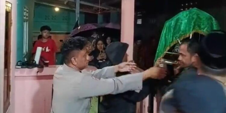 Ngeri! Petir Sambar Anak-anak yang Sedang Main Bola di Bogor, 1 Tewas