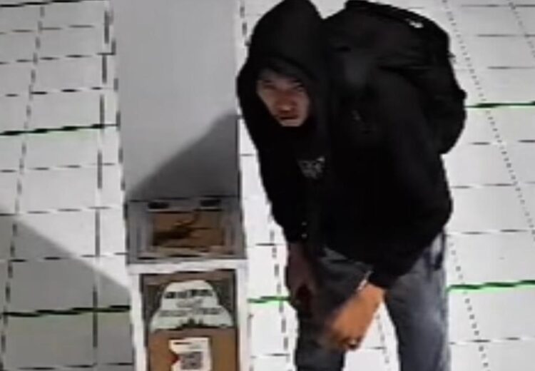 Kotak Amal Masjid di Bogor Dibobol Maling, Aksinya Terekam CCTV
