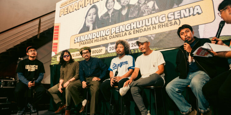Konferensi pers Pesta Bebas Berselancar (PBB) 2026 di Konco Lawas Hitz, Bogor, resmi mengumumkan line up dan konsep festival bertema ‘Selamat Datang Kembali’ yang akan digelar 20–21 Juni 2026 di Gelora Pakansari.