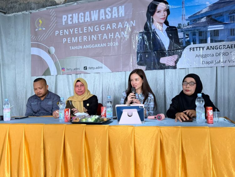 Fetty Anggraenidini Serap Aspirasi Warga Sindangsari, Soroti Posyandu hingga Jalan SMK Wikrama