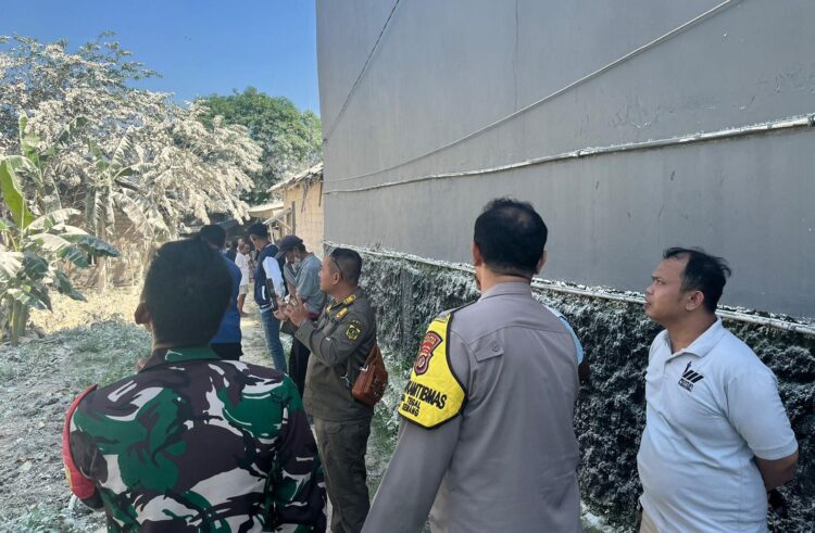 24 KK Terdampak Hujan Abu Semen di Bogor, Pemdes Jampang Desak PT Mortar Nasional Beri Kompensasi ke Warga
