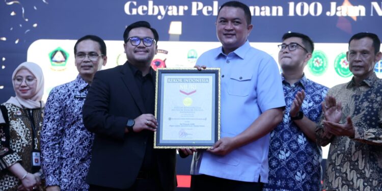 Selamat! Pemkab Bogor Pecahkan Rekor MURI Lewat Pelayanan 100 Jam Nonstop Mal Pelayanan Publik