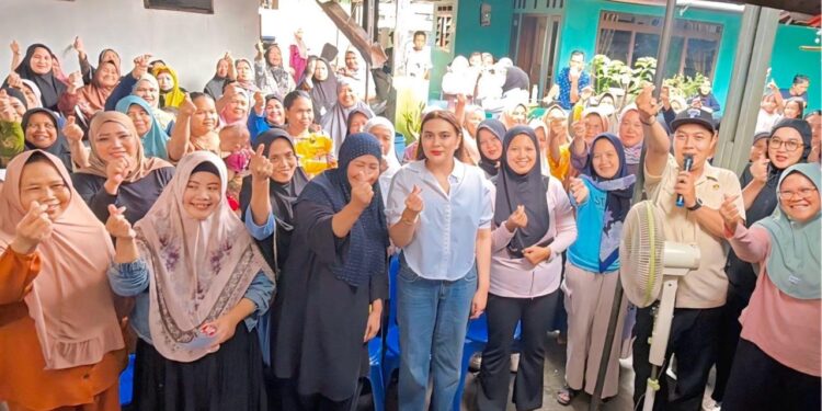 Reses DPRD Kota Bogor, Warga Curhat Soal Lapangan Kerja hingga Pendidikan ke Karina Soerbakti