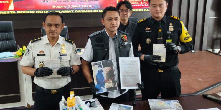 Kasus Perampokan di Bogor Terbongkar, Dua WNA China Ditangkap saat Hendak Keluar dari Indonesia