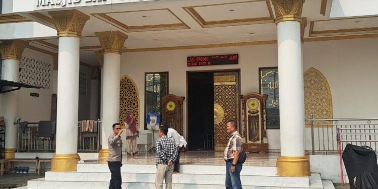 Motor Jemaah Hilang saat Salat di Masjid Ciampea Bogor, Aksi Maling Terekam CCTV
