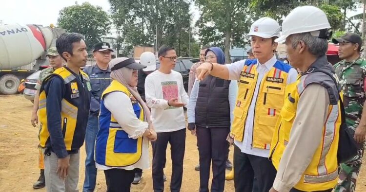 Progres Baru 6 Persen, Dedie Rachim Ungkap Kendala dan Rencana Jalan Trase Baru Batutulis