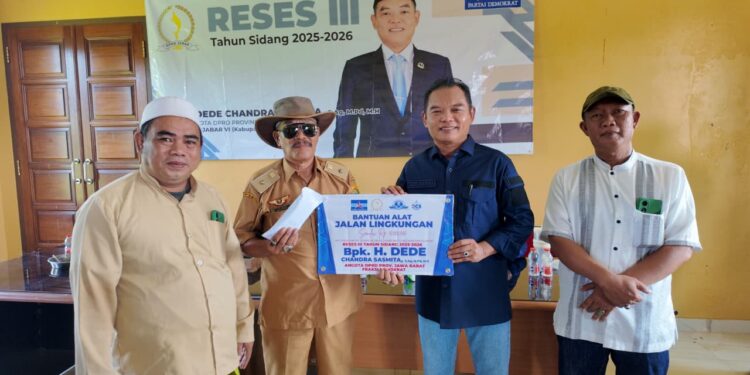 Desa Leuwibatu Terima 260 RTLH dan PISEW Rp1 Miliar, Dede Chandra Tambah Bantuan Jalan Lingkungan dan Sumur Bor