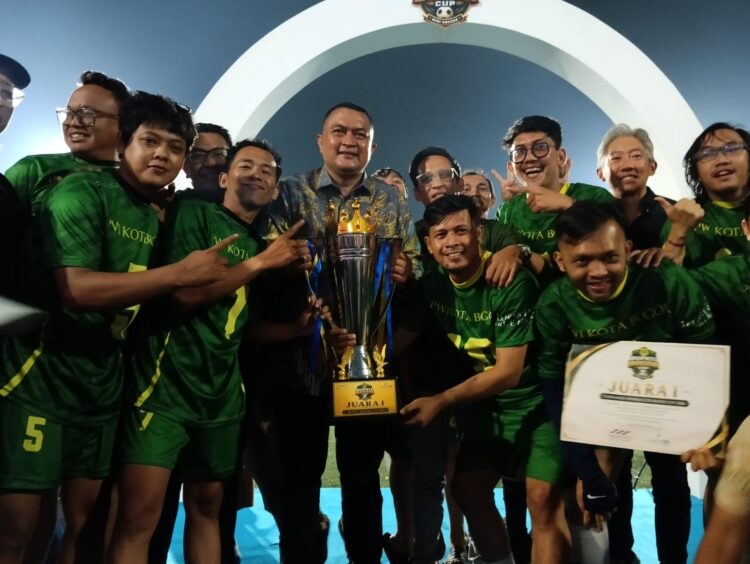 Tim “Pangeran Biru” PWI Kota Bogor Sabet Juara Mini Soccer Bupati Bogor Cup 2026