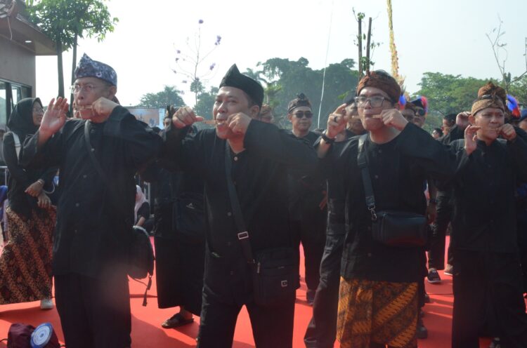 Helaran Mapag Pajajaran Anyar Bogor Ukir Sejarah, 2.206 Karinding Antar Pemkab Raih Rekor MURI