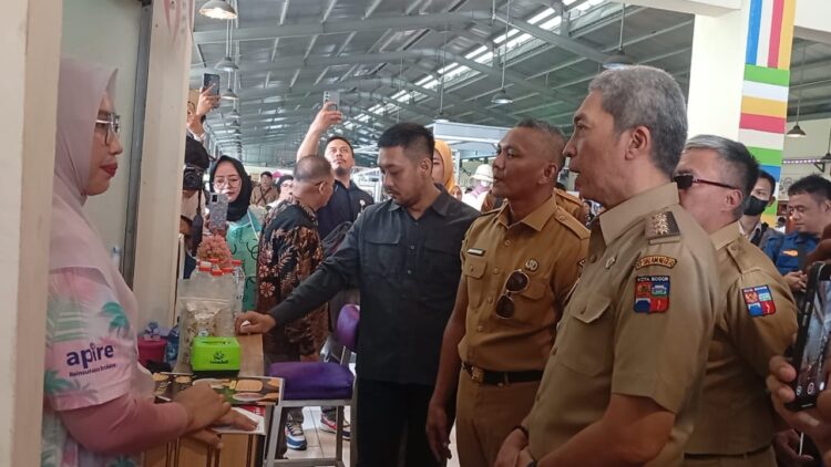 Pasar Jambu Dua Bogor Banjir Peminat, Dedie Rachim Minta Tarif Kios Jangan Cepat Naik