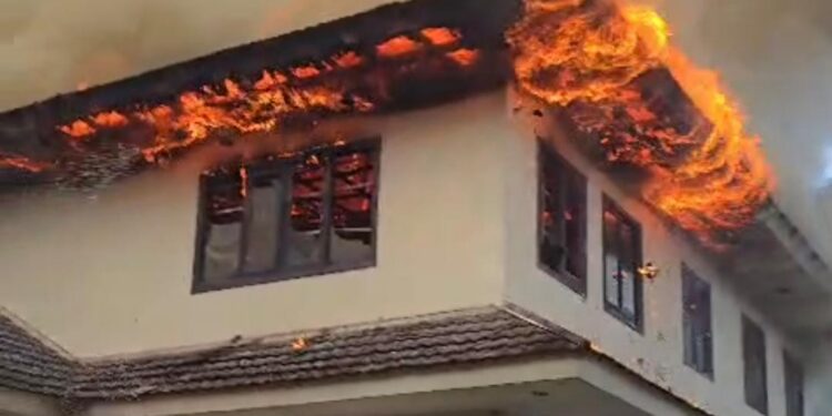 Panti Pijat di Jalan Pajajaran Bogor Terbakar, Diduga Akibat Korsleting Listrik