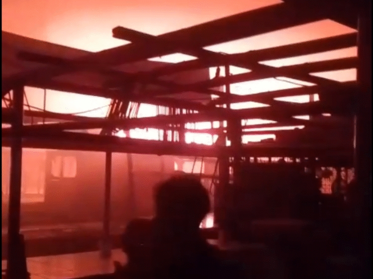 Korsleting CCTV Bikin Tiga Kios di Pasar Parung Bogor Ludes Terbakar, Kerugian Capai Rp250 Juta