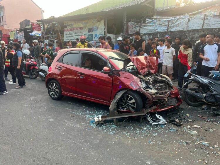 Detik-detik Kecelakaan Beruntun di Perlintasan Kereta Api Kebon Pedes Bogor, Berawal saat Kereta Akan Melintas