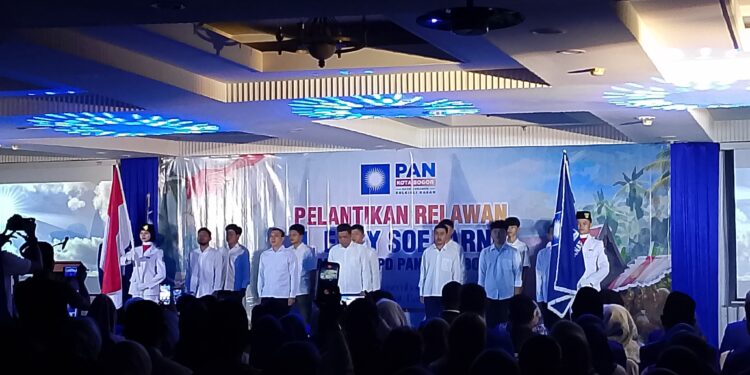 PAN Kota Bogor Lantik Ribuan Relawan hingga Pengurus Kecamatan, Dedie Rachim Pasang Target 10 Kursi DPRD di Pemilu 2029