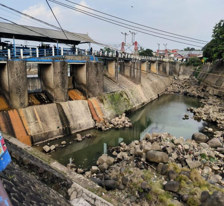 Bendung Katulampa Surut hingga 0 Cm! Begini Dampaknya bagi Bogor, Depok dan Jakarta