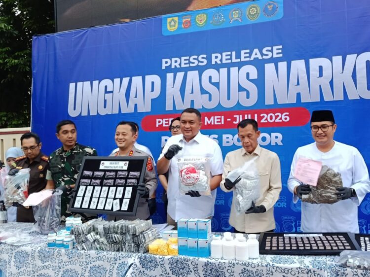 Polres Bogor Bongkar 74 Kasus Narkoba, 95 Tersangka Ditangkap dan Lebih dari 1 Juta Butir OKT Disita