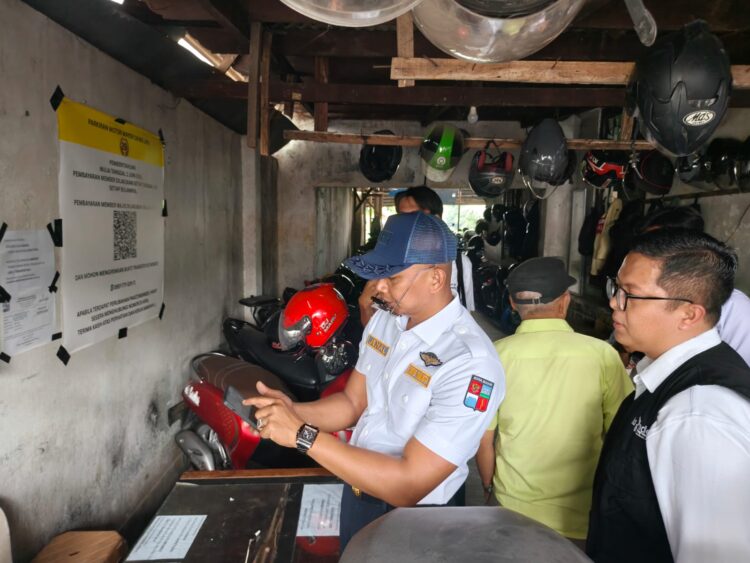 Hadeuh! 5 Kali Disidak, Penitipan Motor di Jalan Mayor Oking Bogor Masih Membandel hingga Ada yang Belum jadi Wajib Pajak