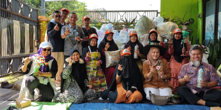 Bank Sampah Bersih Istiqomah Dorong Kesadaran Warga Kelola Sampah