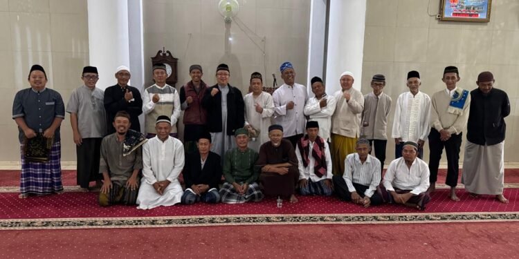 Pengajian Bulanan di Masjid Jami Al-Ihsan Tamansari, Ustadz Iwan Januar Ingatkan Orang Tua Pentingnya Jaga Iman Anak