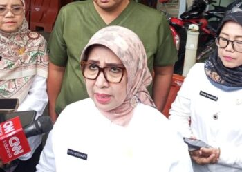 Abu Vulkanik Gunung Anak Krakatau Sampai Kabupaten Bogor, Dinkes Ungkap Bahayanya Bagi Kesehatan
