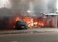 Kebakaran Hebat di Paledang Bogor! Api Merambat ke 4 Warung, Rumah hingga Mobil