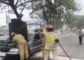 Mobil Mercedes Benz Terbakar di Cileungsi Bogor, Api Muncul dari Bawah Kap