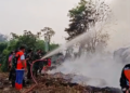 Kebakaran TPA Galuga Bogor Meluas hingga 5 Hektare, Helikopter Dikerahkan untuk Padamkan Api