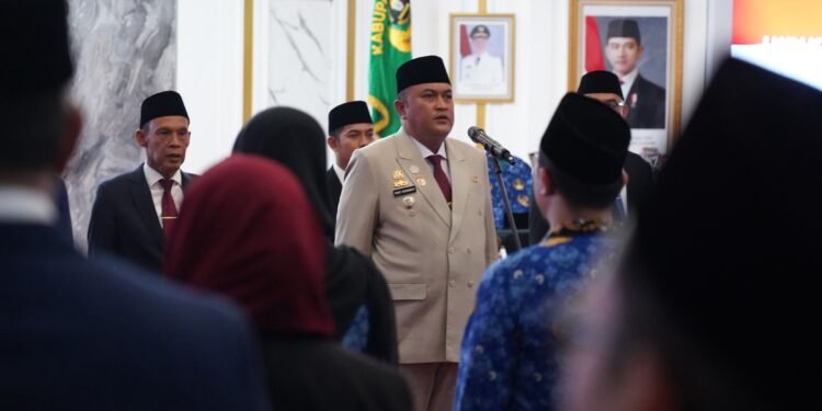 Rudy Susmanto Lantik 5 Pejabat Eselon II Kabupaten Bogor, Satu Jabatan Strategis Masih Kosong