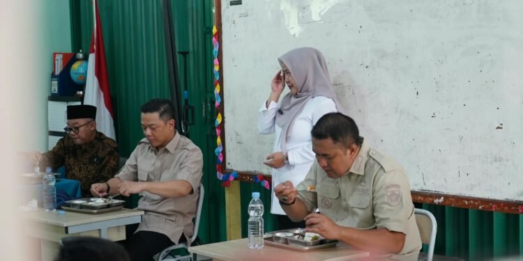 Dua Menteri Kunjungi Sekolah di Kabupaten Bogor, Rudy Susmanto Ungkap Kebutuhan Revitalisasi