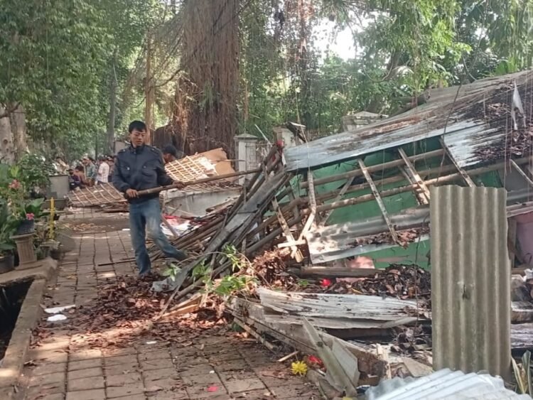 Puluhan Tahun Berjualan, 28 Pedagang di Jalan Semeru Bogor Ditertibkan